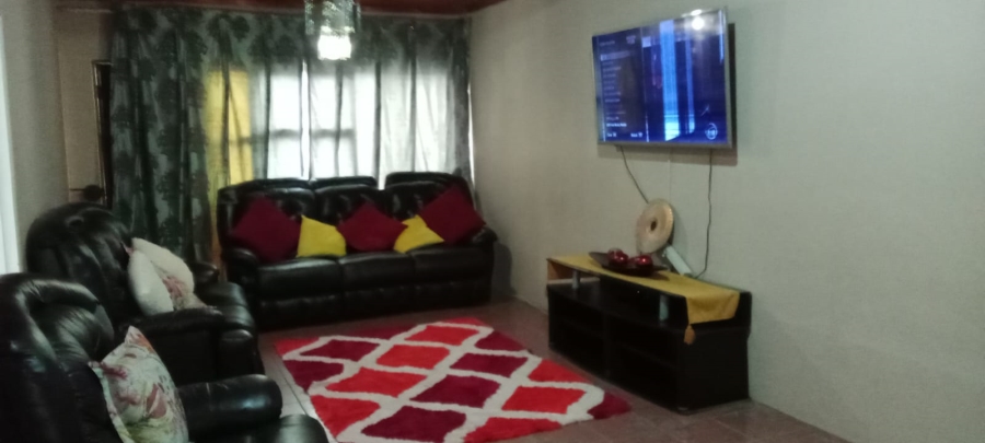 3 Bedroom Property for Sale in Kwa Nobuhle Eastern Cape